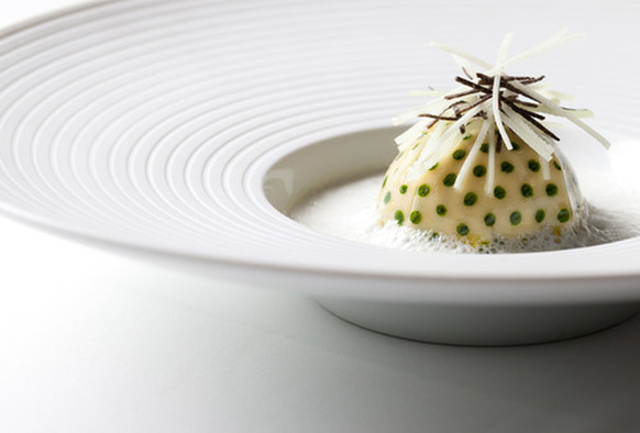 Hering Berlin - Essence and emotion for the restaurant tabletop.